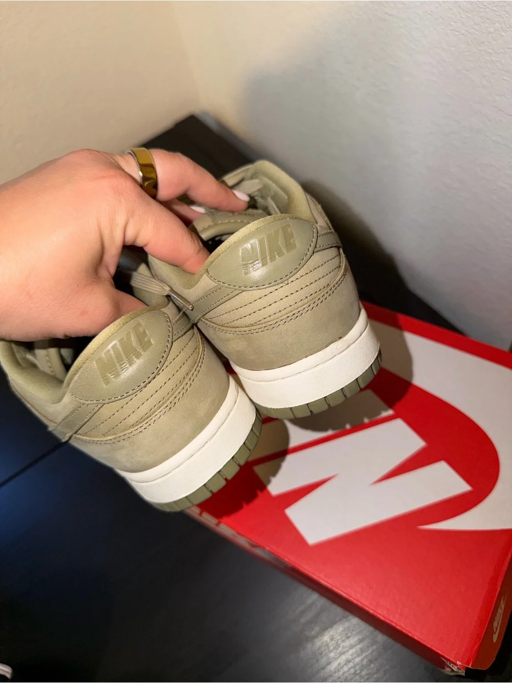 Nike Dunk Low in Olive Green/Tan